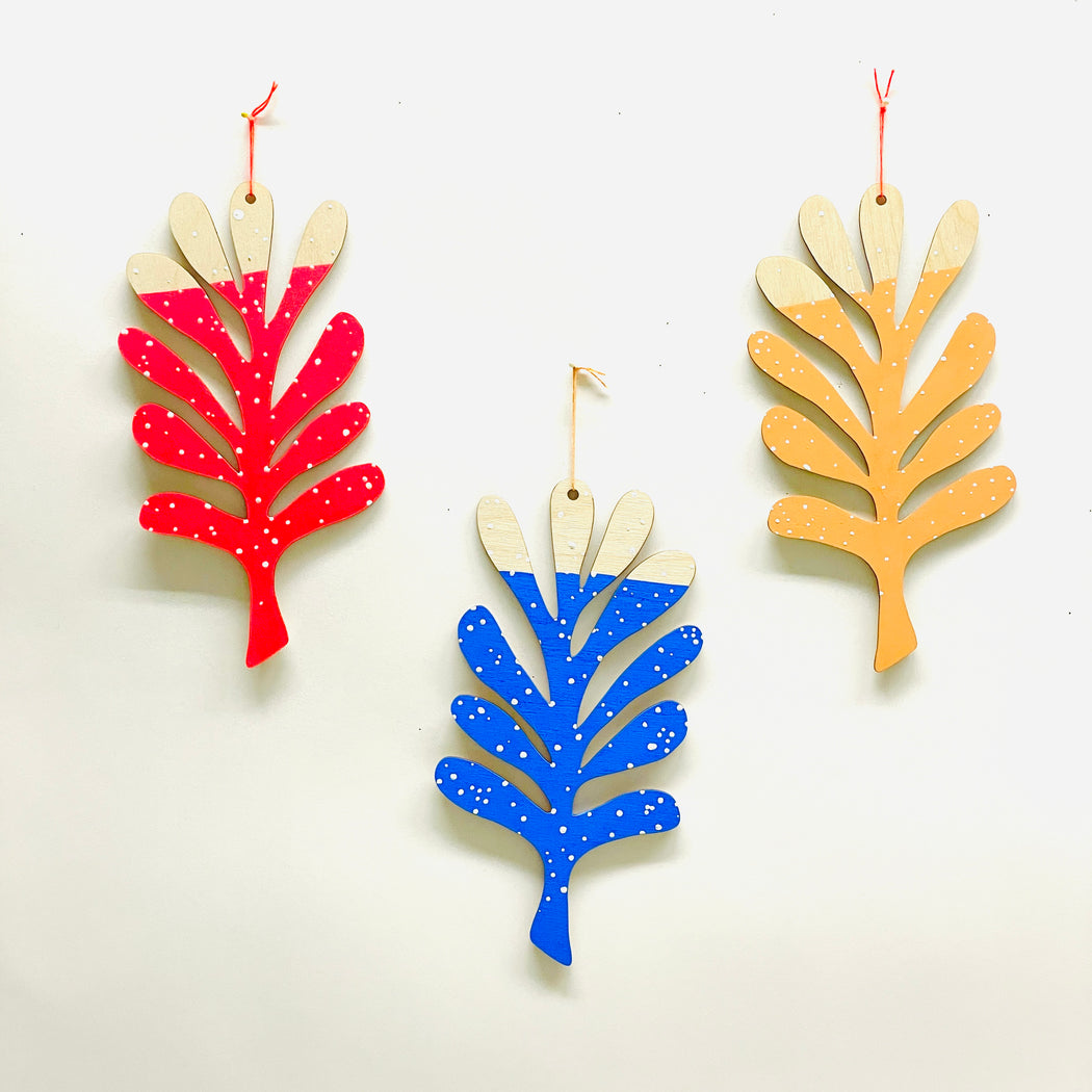 CORAL WALL CHARM