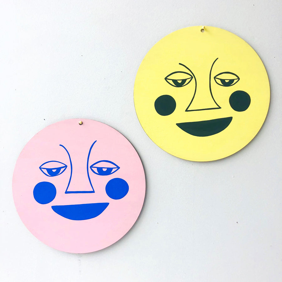 WALL CHARM - MOON FACE