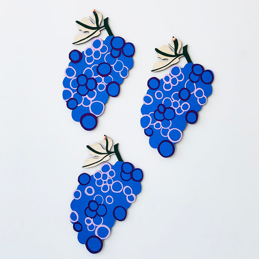 FRUIT WALL CHARM - GRAPES