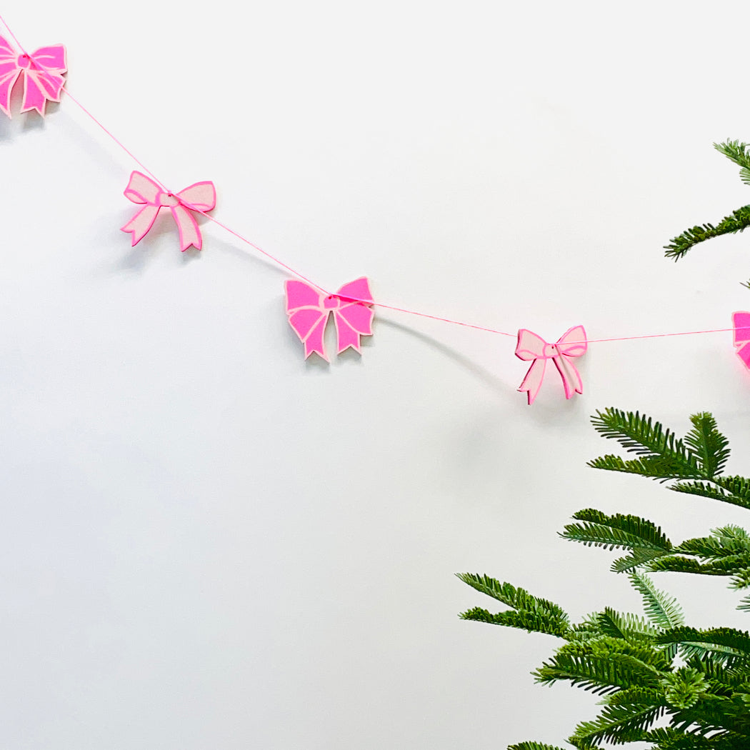 RIBBON GARLAND