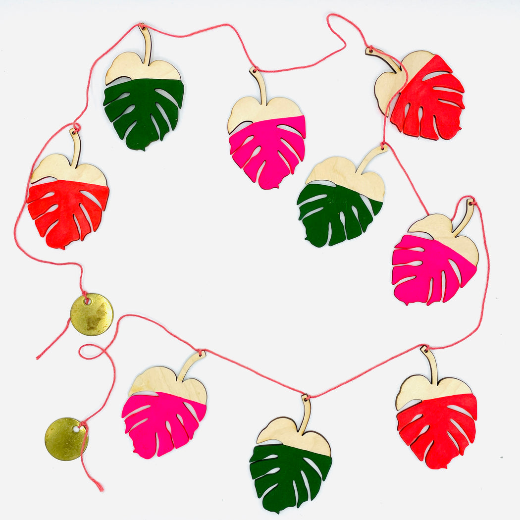 GARLAND - MONSTERA LEAF