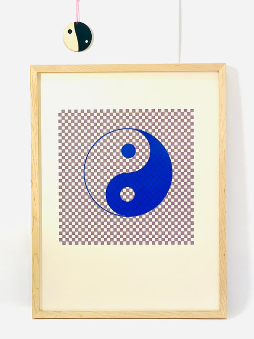 YIN YANG CHECKERBOARD PRINT