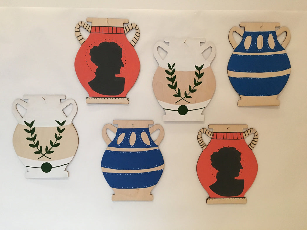 VASE WALL CHARM
